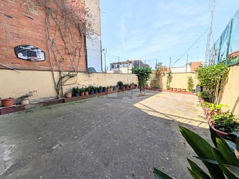 Chalet/casa independiente en venta en Santa Coloma de Gramenet, Barcelona