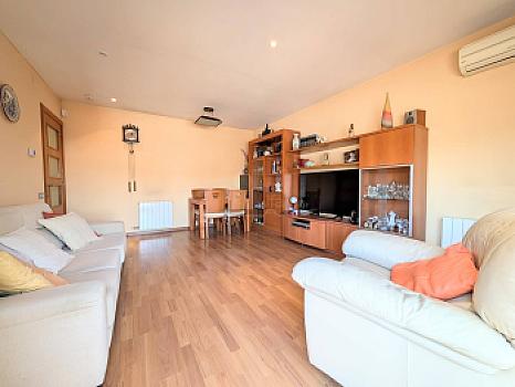 Chalet/casa independiente en venta en Santa Coloma de Gramenet, Barcelona