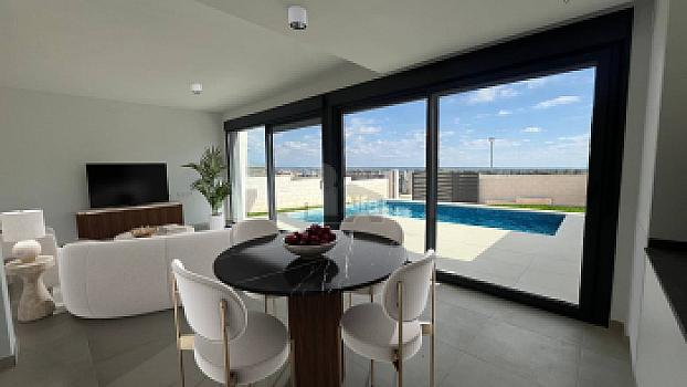 Chalet/casa pareado en venta en Gran Alacant, Alicante